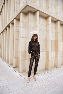 NEVENA Signature Cropped Top